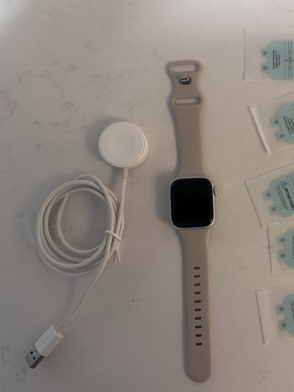 Apple Watch Series 8 41mm Silver Aluminum GPS White Sport Band - Good
